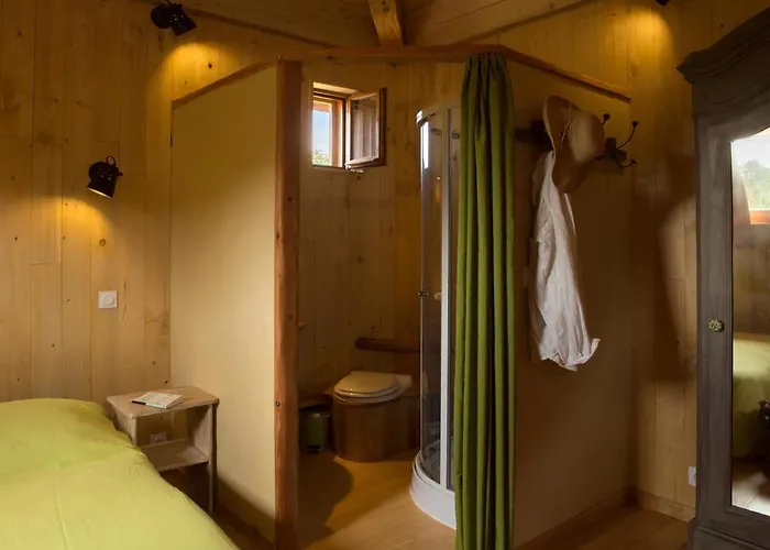 Oda ve Kahvaltı La Ferme De Cagnolle